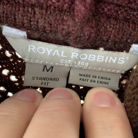 Royal Robbin’s Women’s Medium Knit Cowl Neck Pullover Sweater - Picture 3 of 6
